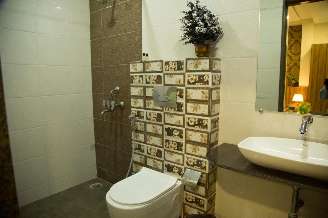 Hotel The Mewar Dabok Dış mekan fotoğraf